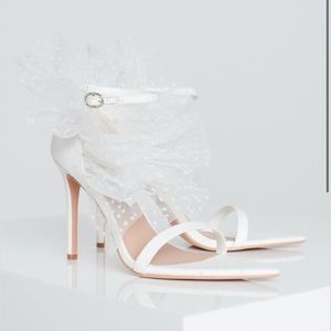 NWT Bridal Heels Tulle pointed open toe